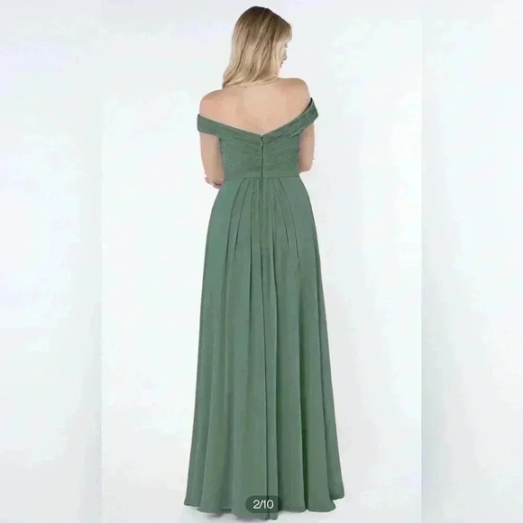 Eucalyptus A-Line Off-The-Shoulder Gathered Chiffon plus size dress - Picture 5 of 6